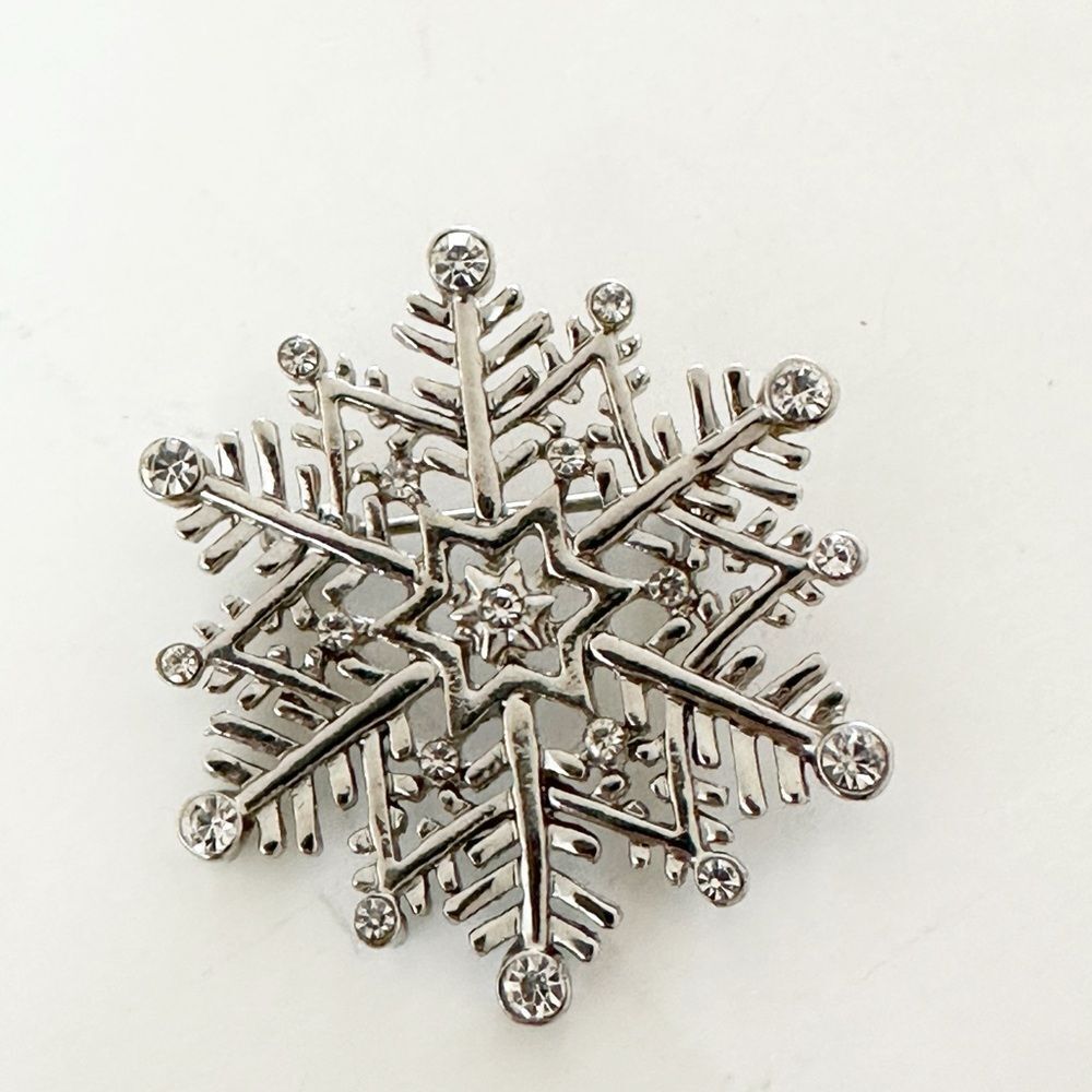 Silver Tone Rhinestone Snowflake Brooch Pin